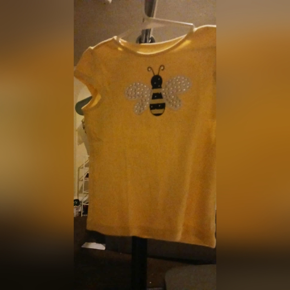 Gymboree Bright Yellow Top Size 4   A-30